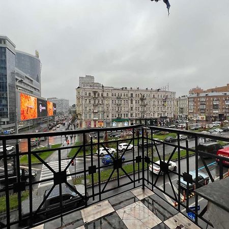 Apartment Near Gulliver Kiev Eksteriør billede