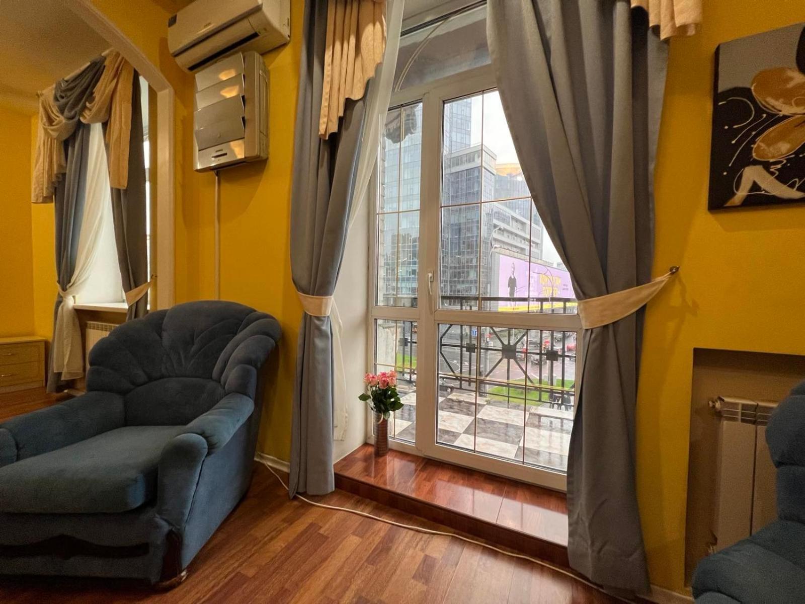 Apartment Near Gulliver Kiev Eksteriør billede